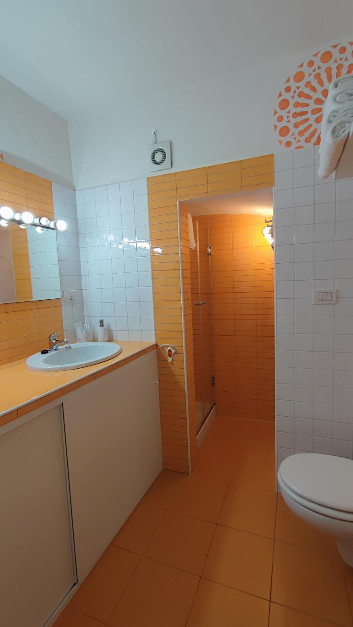Mandala Apartment Бари Екстериор снимка